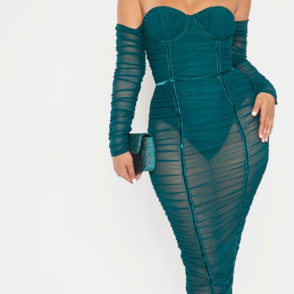 Sexy Bardot midi dress